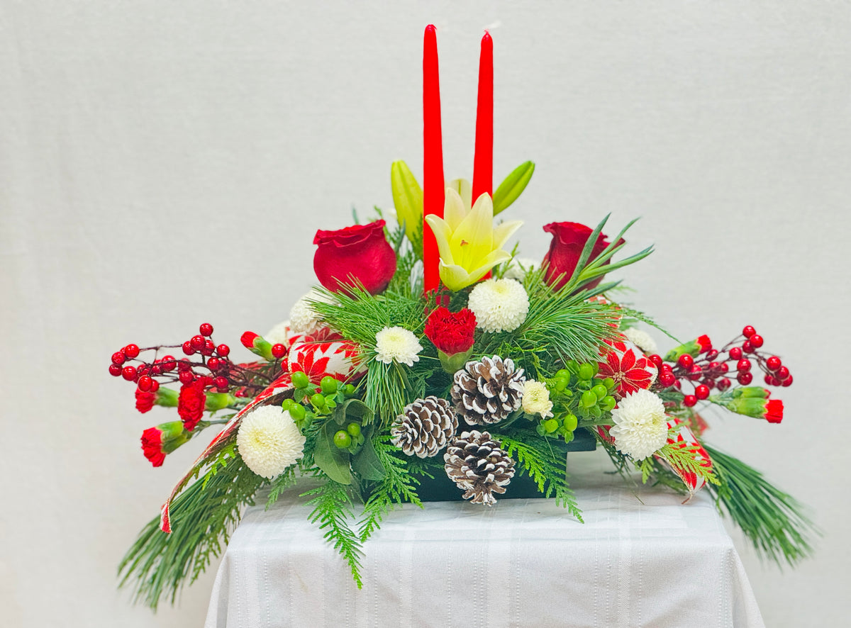 CHRISTMAS WITH CANDLELIGHT – Bolton Florist Inc, Bolton ON