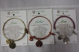 Mom Bracelet – Bolton Florist Inc, Bolton ON