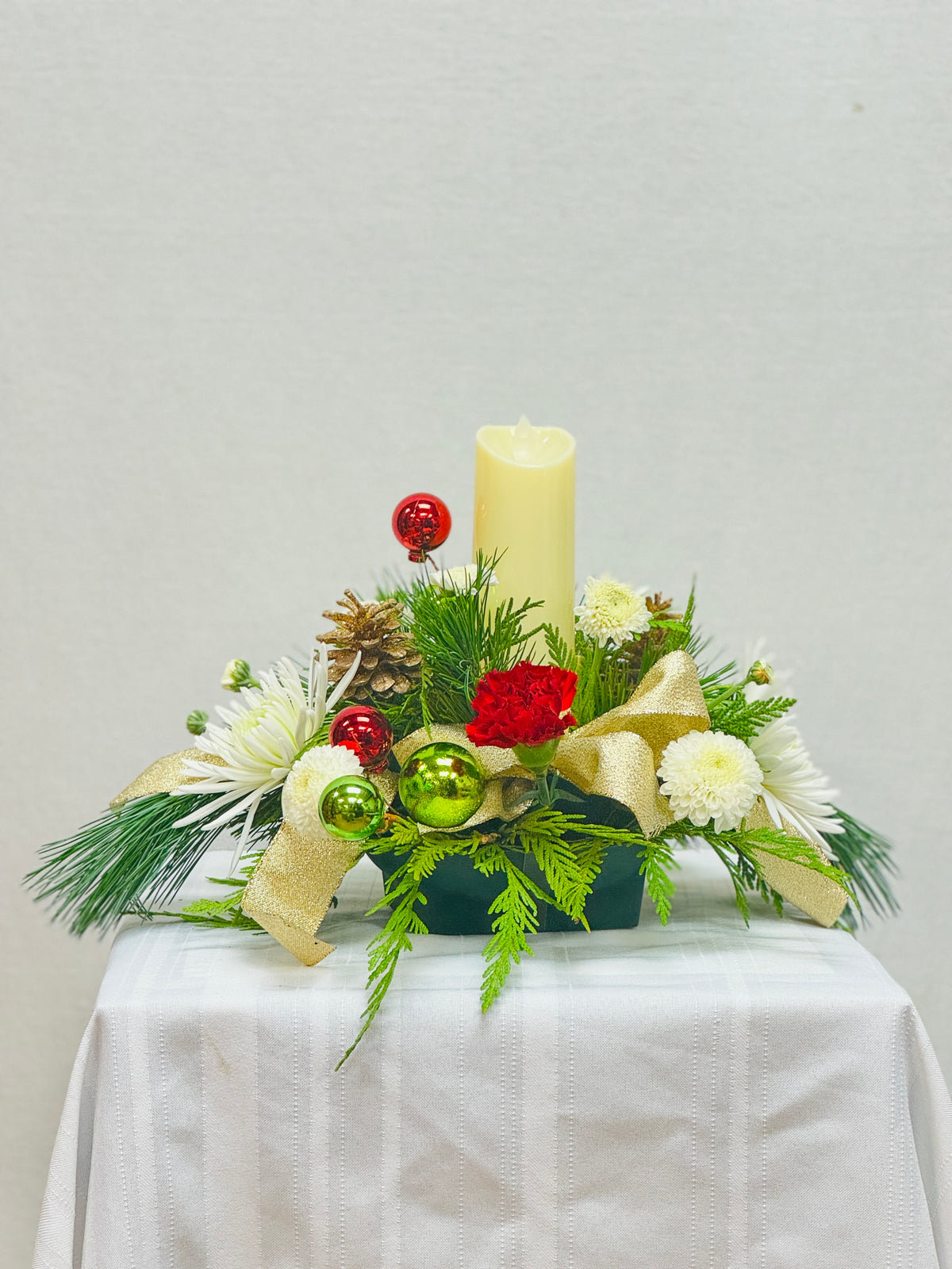 JOYEUX NOEL – Bolton Florist Inc, Bolton ON
