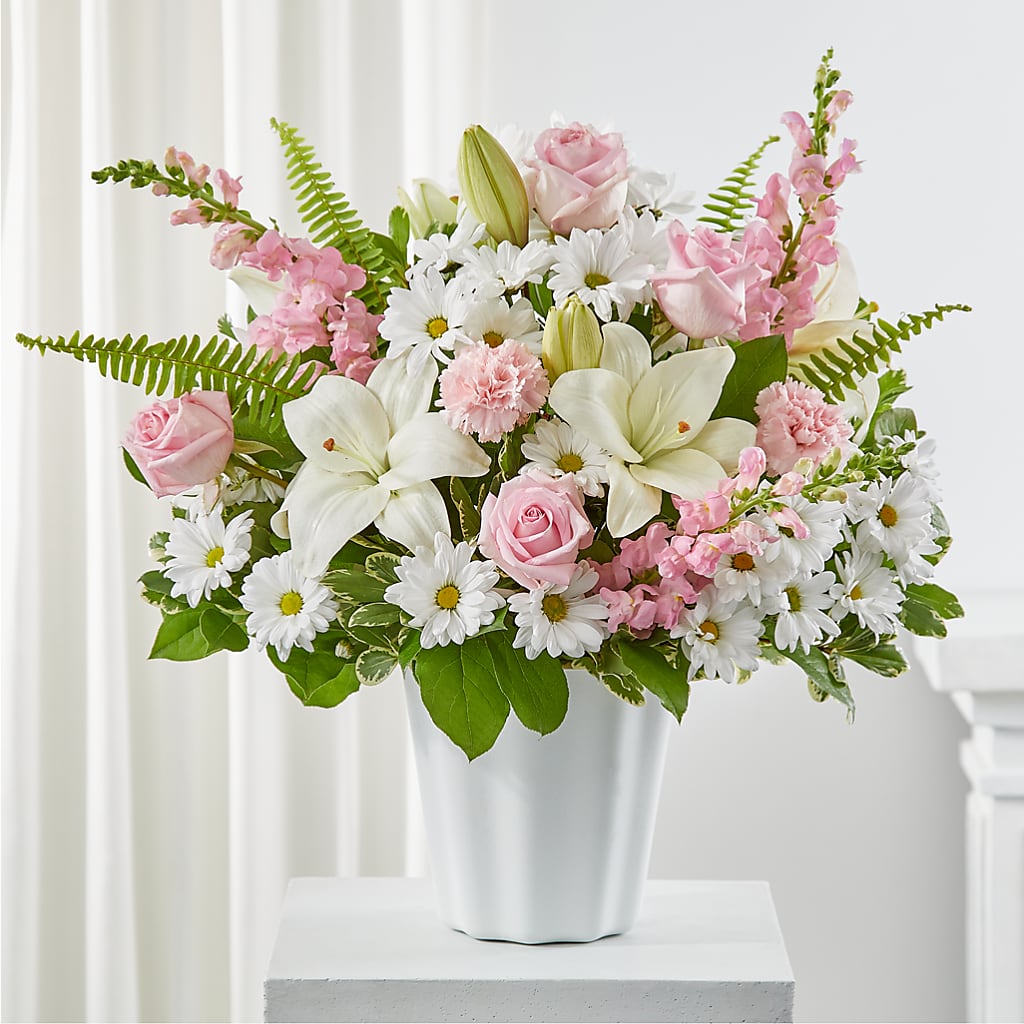Soft Touch Tabletop Basket – Bolton Florist Inc, Bolton ON