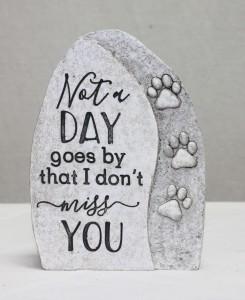 Pet Memory Stone –  Bolton Florist Inc, Bolton ON